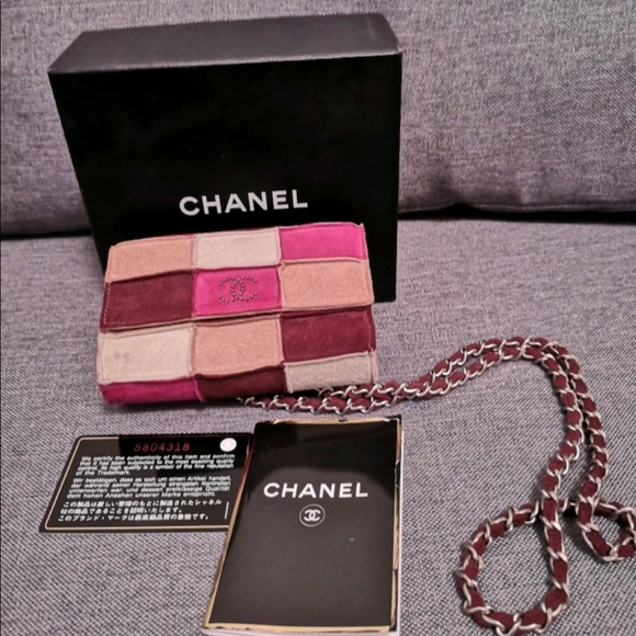 Chanel - Picture 4 of 12